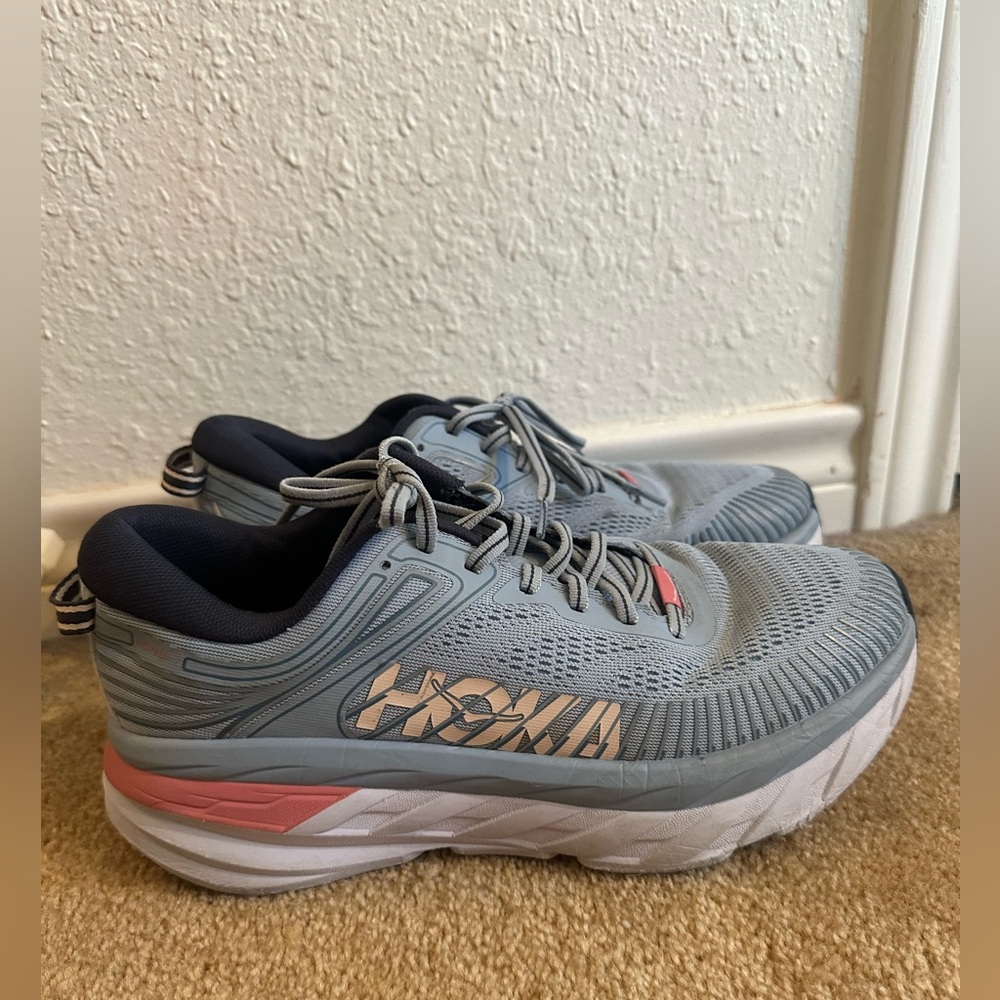 HOKA BONDI 7 size 9